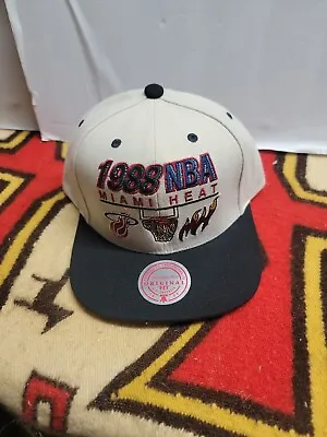 1988 NBA MIAMI HEAT Throwback Mitchell& Ness Snap Back Hat / 923-cm • $12.95