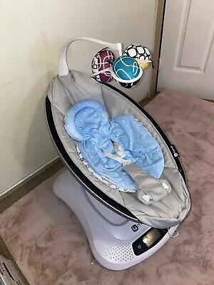 4moms 2000800 MamaRoo 4 Infant Seat - Gray • $100