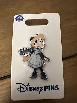 Disney Parks Minnie Mouse England Lavender Flowers Pin • $3.25