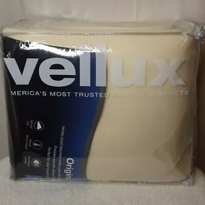 Vellux Original Velvety Plush Ivory Blanket King 108in × 90in • $59.95