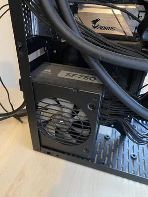 Corsair SF Series SF750 - 750 Watt 80 PLUS Platinum Certified Mini PSU • £130