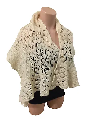 Vintage Wool Shawl Wrap Shoulder Cover Delicate Wool Retro Ecru Ruffled • $14.99