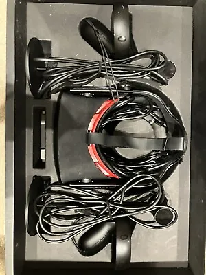 Oculus Rift CV1 VR System - 3x Sensors 2x Controllers 2x USB-C Adapters • £125