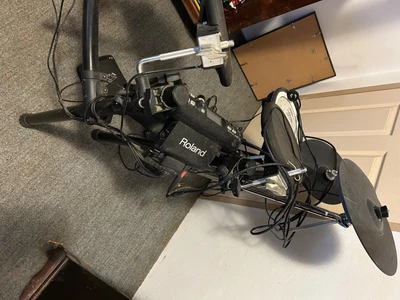 $250 • Buy Roland Drum Kit 