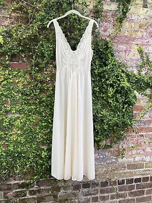 Vintage Olga Nightgown XL 98280 Off White Ivory Cream Lace Maxi Dress Boho LDR • $75