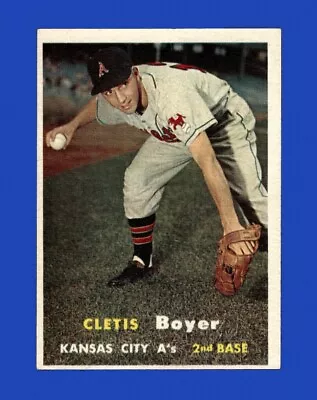 1957 Topps Set-Break #121 Clete Boyer RC EX-EXMINT *GMCARDS* • $0.79