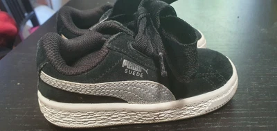 Puma Infants Trainers Size 5 UK. Euro 22. Excellent Condition. Black Suede. • £7