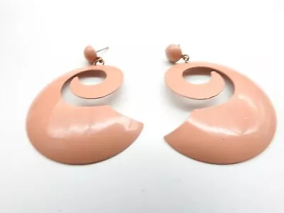 Peach Enamel Silver Tone Metal Curl Dangle Pierced Earrings Vintage • $6.47