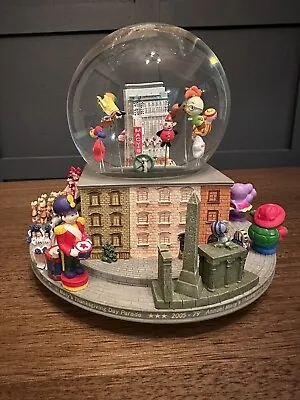 Macy's Thanksgiving Day Parade 2005 Musical Waterglobe 79th Anniversary-Read • $59.99
