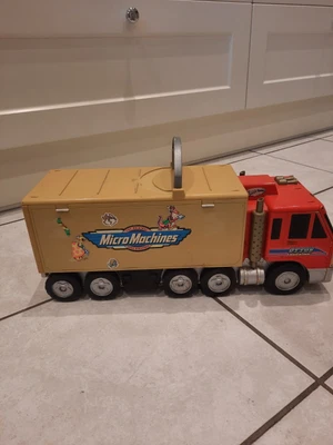 £10 • Buy Micro Machines Otto's Truck Foldout Playset With 3 Cars -1998 Galoob Toys Inc.