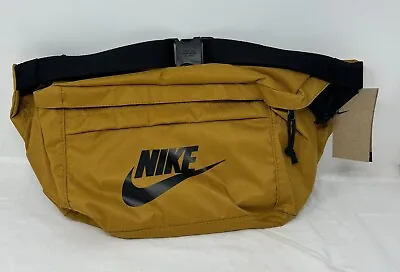 Nike Tech Hip Pack Front Pouch Handbag Waist Bag Unisex Oversized Design 10 L • $37.99