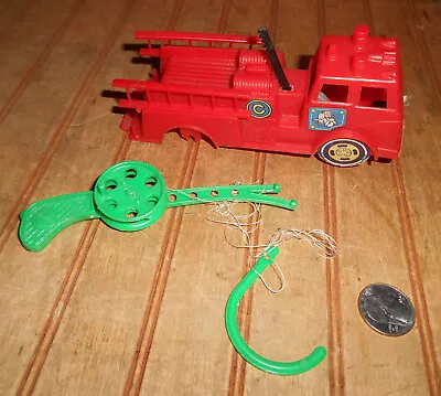 Vtg Cap'n Crunch Cereal Toy Prize Fishing Reel Rod Rip Cord Fire Engine Truck • $3.95