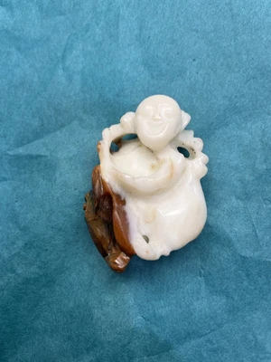 $85 • Buy Vintage Carved Jade Pendant 
