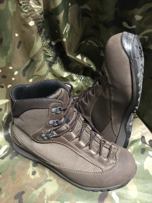 £39.95 • Buy Brown High Liability Goretex AKU Boots!genuine Issue!hardly Worn! Size 6 Medium