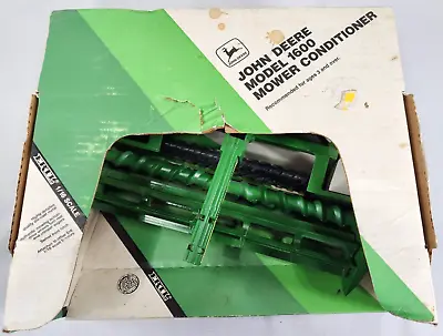 NEW John Deere Model 1600 Mower Conditioner 5630 1:16 Scale NIB 1991 Diecast NOS • $84.99