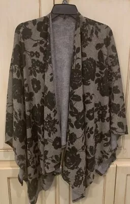 New Grey Gray Floral Shawl One Size The Zigzag Stripe Black Flowers Sweater  • $13.49