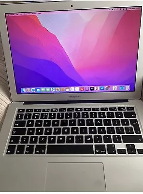 Apple MacBook Air A1466 13.3  (Intel Core I5 5th Gen. 1.60 GHz  128 GB) Laptop • £169