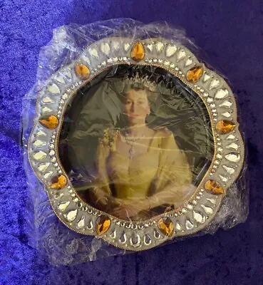 Queen Elizabeth II Plate - Heirloom Porcelain Wm. Dargie Jewel Plate Boxed. • £20