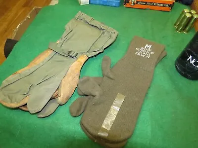 Vintage US Military Extreme Cold Weather Mittens Wool Gloves • $12.45
