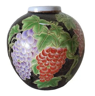 Vintage Oriental VASE JAR Vineyard Grapes Theme Chinese Numbered 1099 No Lid • $24.50