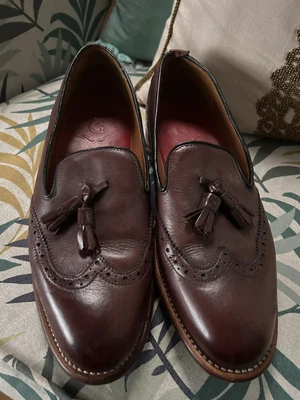 £50 • Buy Grenson Burgundy Tassel Leather Loafers 8