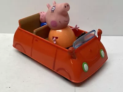 Peppa Pig Daddys Push Along Car 2003 With Mummy And George Figures • £3.99