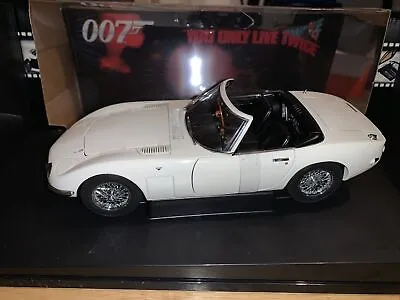 1/18 Autoart  Toyota 2000GT Cabrio  James Bond 007 You Only Live Twice Edition • £270