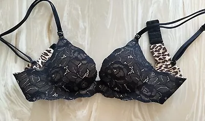 Victoria's Secret Very Sexy Secret Embrace Push-up Bra | 34A | Black Lace • $29
