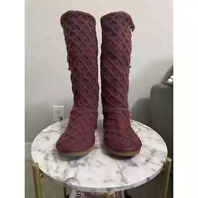 UGG Boots Size 6 Lattice Cardy Burgundy Tall Knit Sheepskin Lined Side Button • $36
