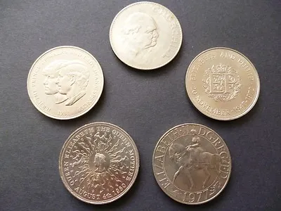 £12 • Buy Crown Coins Set Of 5 Queen Elizabeth The Second Crowns 1965.1972,1977,1980,1981.