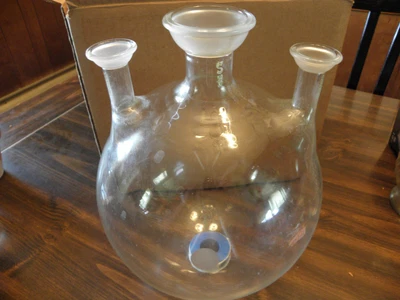 $44.99 • Buy Vintage Pyrex 3 Neck Lab Flask Round Bottom 28/15 - 50/30 - 28/15