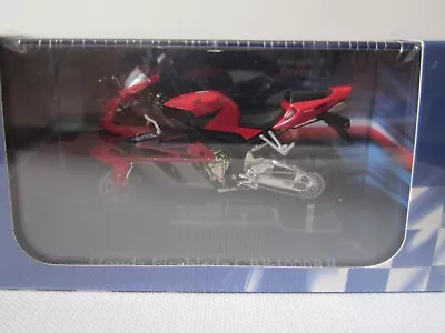  Atlas Honda Fireblade CBR 1000R R 1/24 Scale Model • £7.99