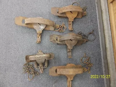 4- Antique Primitive Animal Traps Oneida Victor #2 - 3 - ONEIDA JUMP #3 - 1 - #4 • $99.99