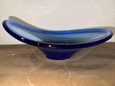 Vintage MCM Morgantown  Free Form  Blue Glass Bowl Beautiful 10  Art Glass • $49