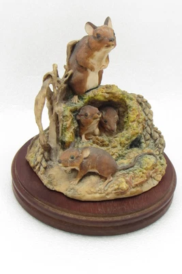 £80.57 • Buy A. Wall TT Border Fine Arts Dumfriesshire 1978 Mice Mouse Family Resin Sculpture