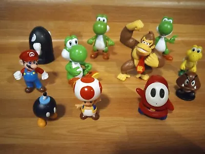 Super Mario Bros  NINTENDO Lot 11 Vinyl Figures TOYS 1.5-3”  Cake Toppers • $15.99