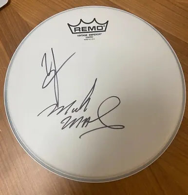 * MOTLEY CRUE * Signed 10  REMO Drumhead * MICK MARS & VINCE NEIL * COA * 1 • $595