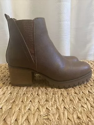 Mia Women Brown Faux Leather Block Heel Lug Sole Jody Boots 8.5 • $19.99