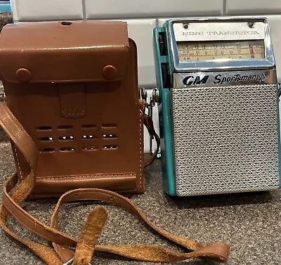 Vintage Realtone 9 Transistor Radio Turquoise W/ Case • $79.99