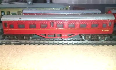 Lone Star 000/N Gauge Treble-o-Electric Red Mainline Coach (part Couplings) • £4