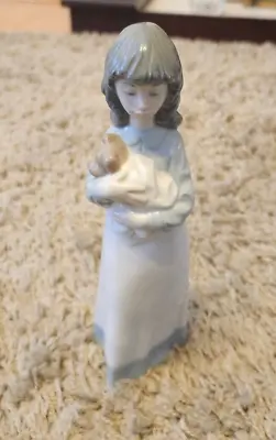Vintage Nao Lladro 1989 Girl Holding Puppy In Blanket - Made In Spain • £7