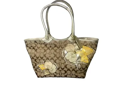 COACH Signature Jacquard Floral Applique Shoulder Bag Purse F16276 • $29.93