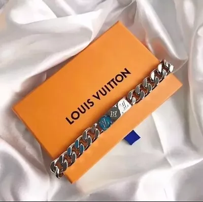 Louis Vuitton Bracelet Monogram • £60