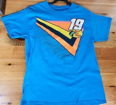 Martin Truex Jr Bass Pro Shop Racing Tshirt Size Large.  D1 • $10