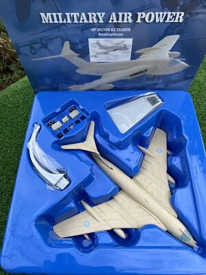 £89 • Buy Corgi Diecast Handley Page Victor K2 Tanker “Teasin Tina” Bruntingthorpe XM715