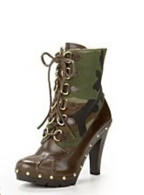 Michael Kors Shearling Lined Lace Up Grommet Camo Boots Size US 5.5 M • $49