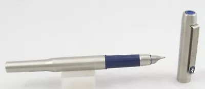 Parker 25 Flighter Stainless Steel & Blue Fountain Pen - 1981 - Medium Nib - UK • $71.33