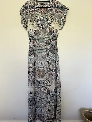 Decjuba Womens Size 12 Aztec Print Maxi Dress • $15