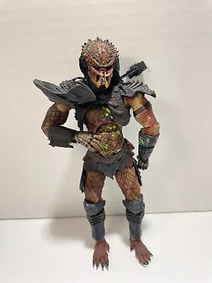 Predator 2 City Hunter AVP Deluxe McFarlane Movie Maniacs Deluxe 8” Figure • $17.99