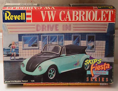REVELL 7151 VW Beetle Cabriolet Skip's Fiesta 1/25 Scale Model Kit. • $15.99